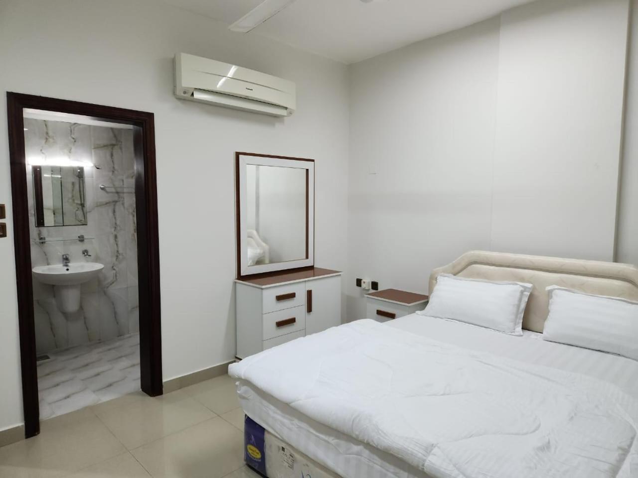 Apartamento Iqama 3 Salalah Exterior foto